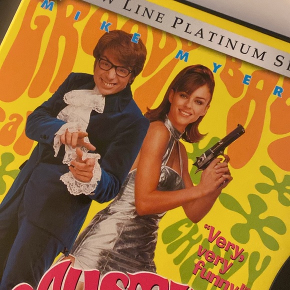 Austin Powers Platinum Series Box Set DVD - 1997 and 1999 Movies - Picture 12 of 12